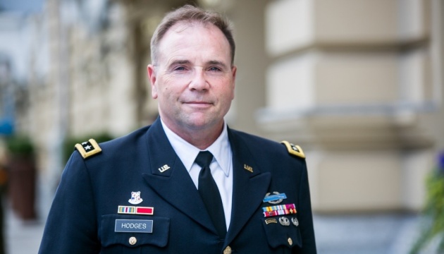 Російські НПЗ – законна ціль ударів України, – генерал Годжес