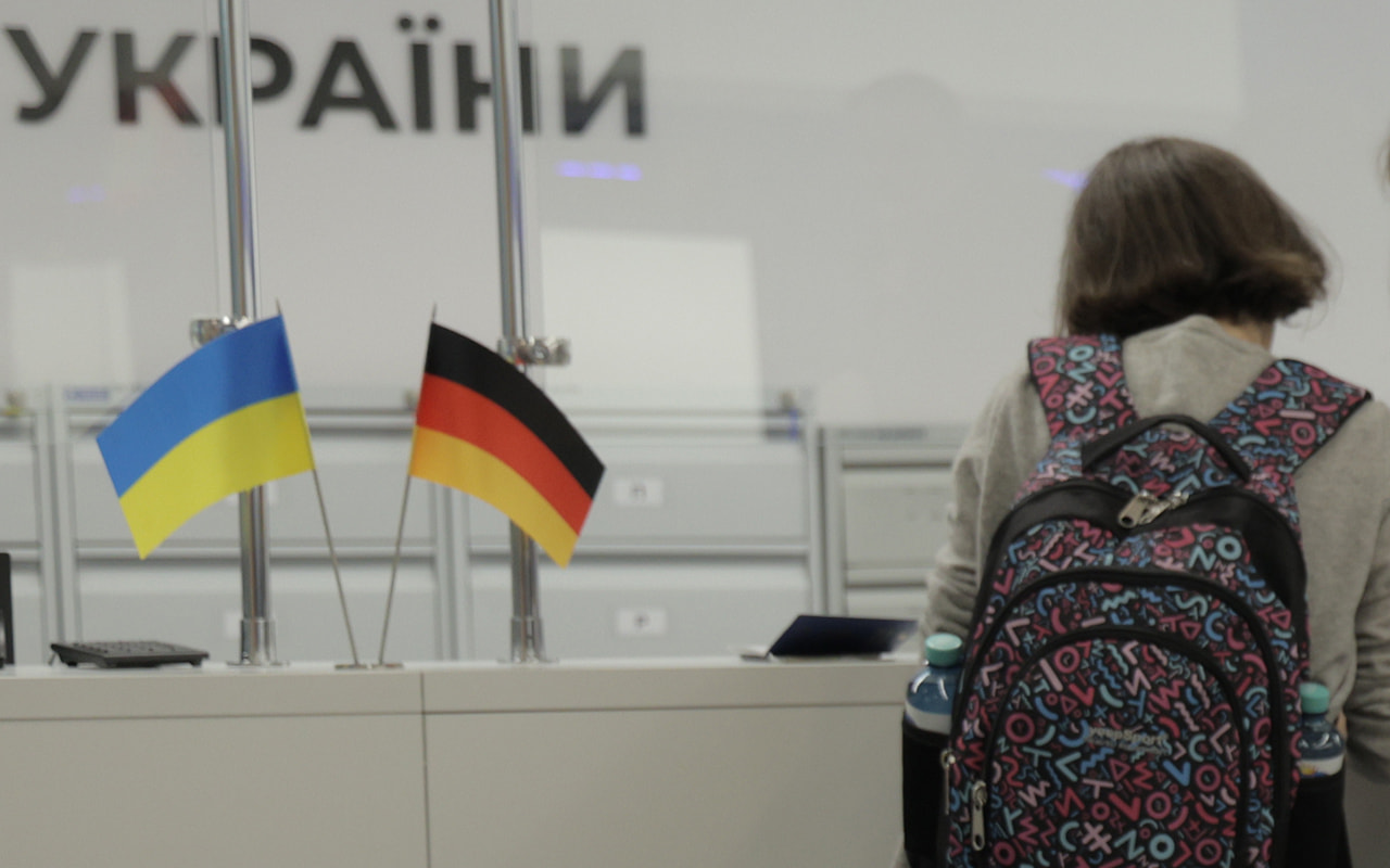 Скільки українців передумали повертатися додому з Німеччині: спливли реальні цифри