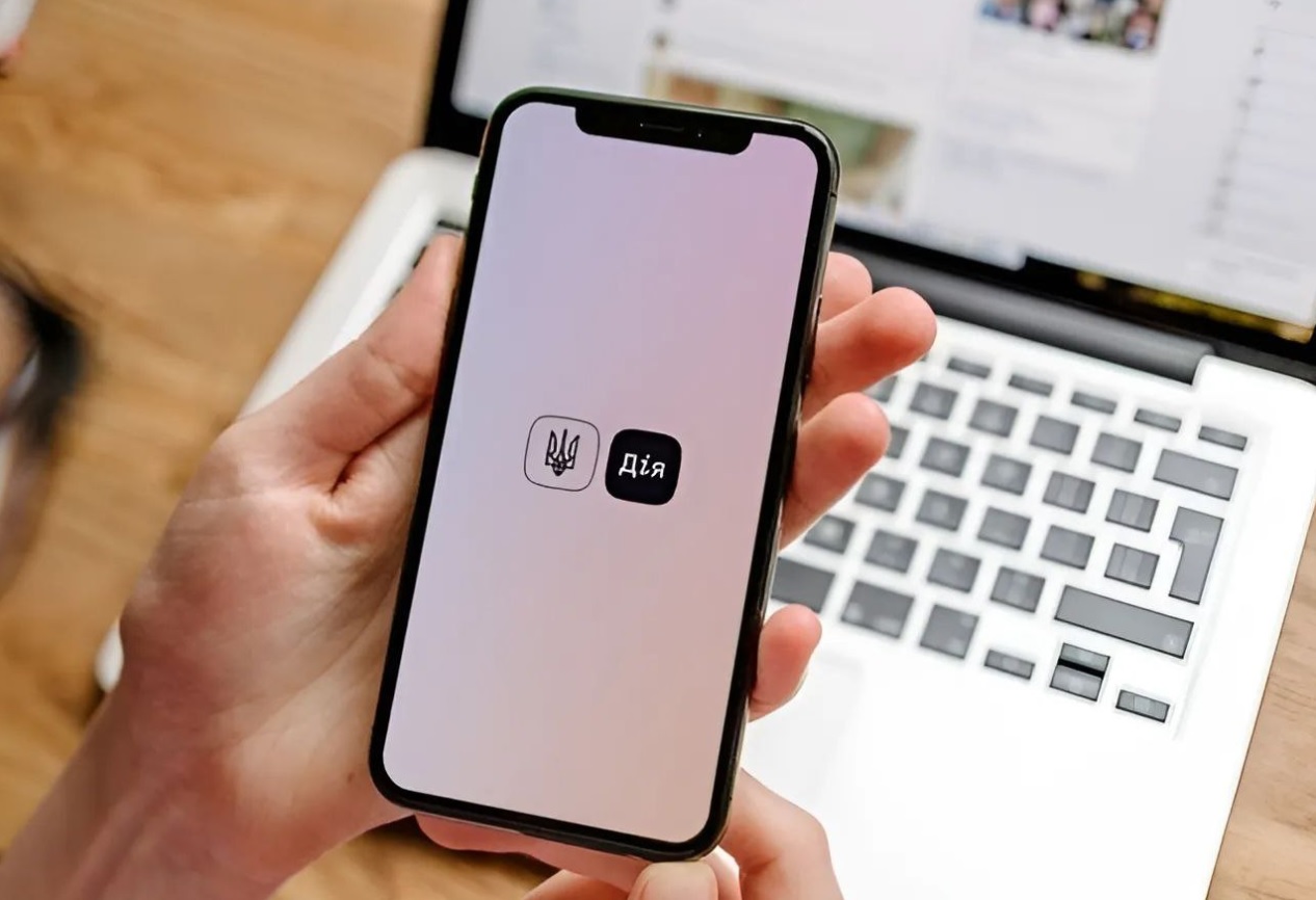 У застосунку “Дія” з’явиться ШІ-помічник: Федоров розповів подробиці