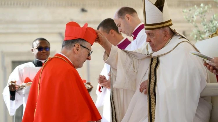 Ватикан, Папа Римський, світ, релігія