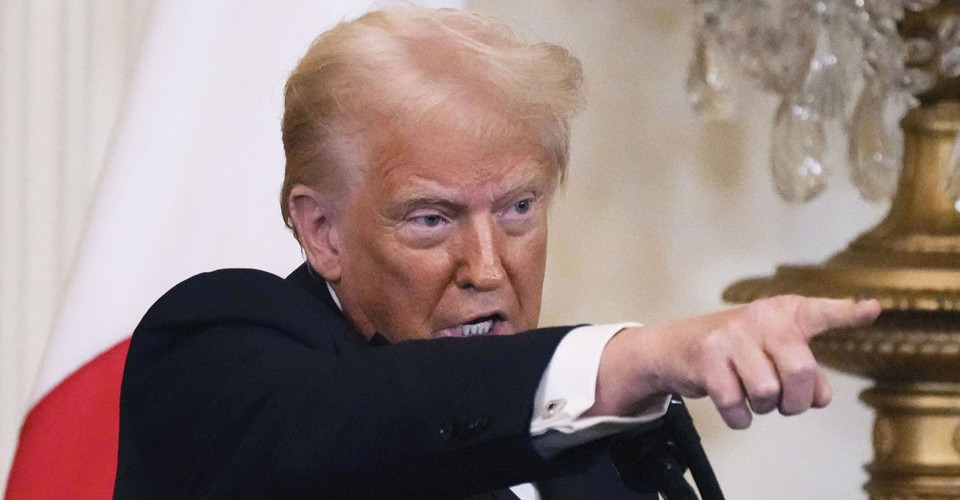 Трамп планує накласти штрафи на мігрантів за ігнорування наказів про депортацію