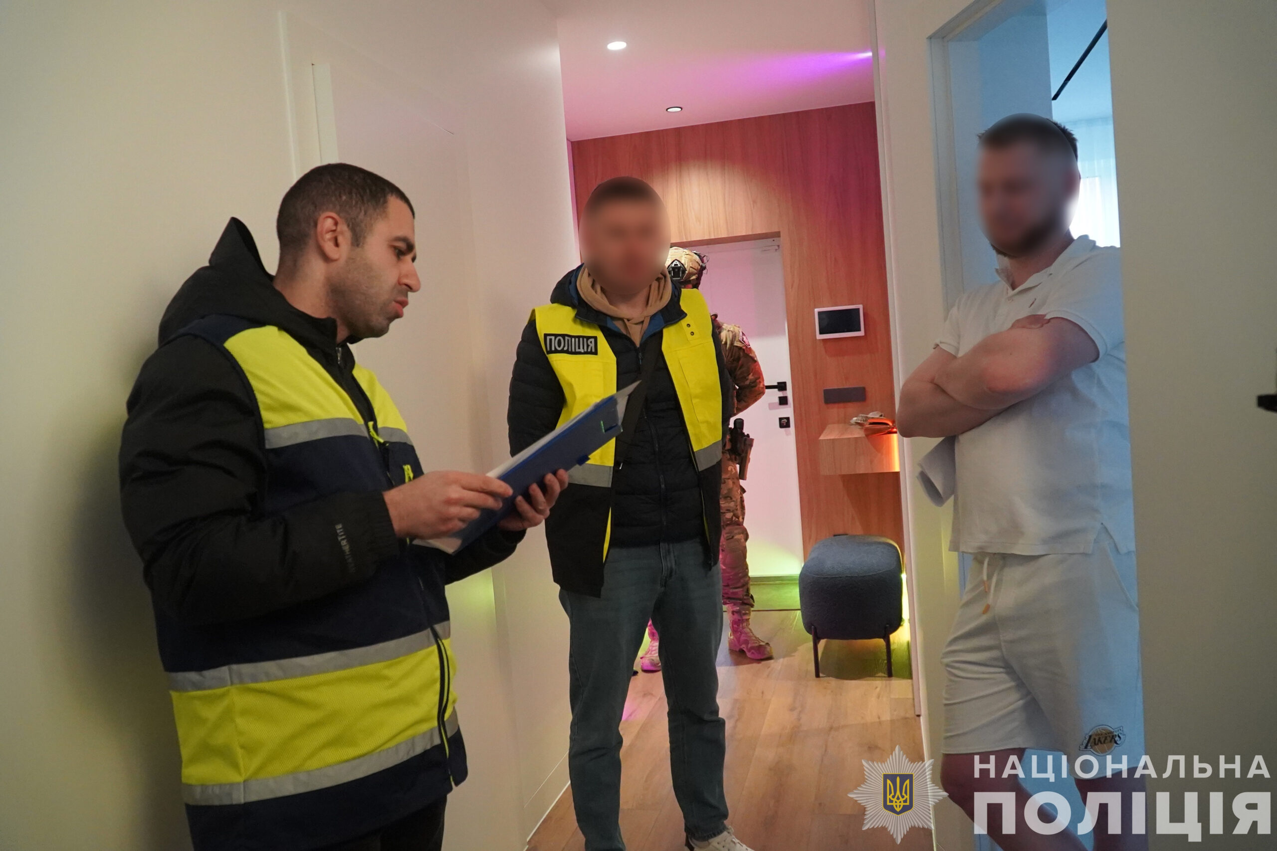 Нацполіція виявила шахраїв, які отримали близько 11 млн грн за дрони