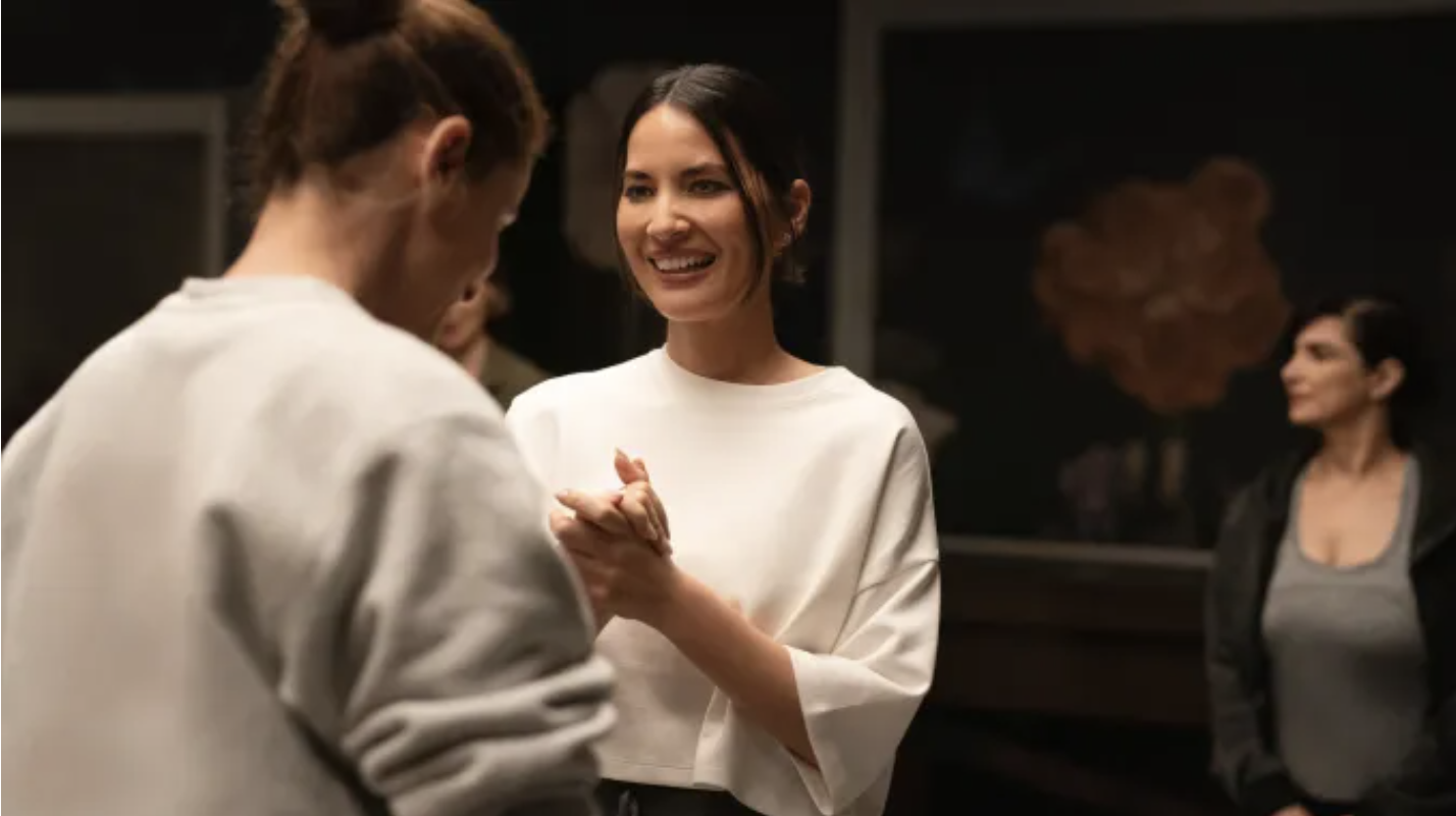 Друзі та сусіди" встановили рекорд, тому Apple уклала нову угоду з творцем серіалу Джонатаном Троппером