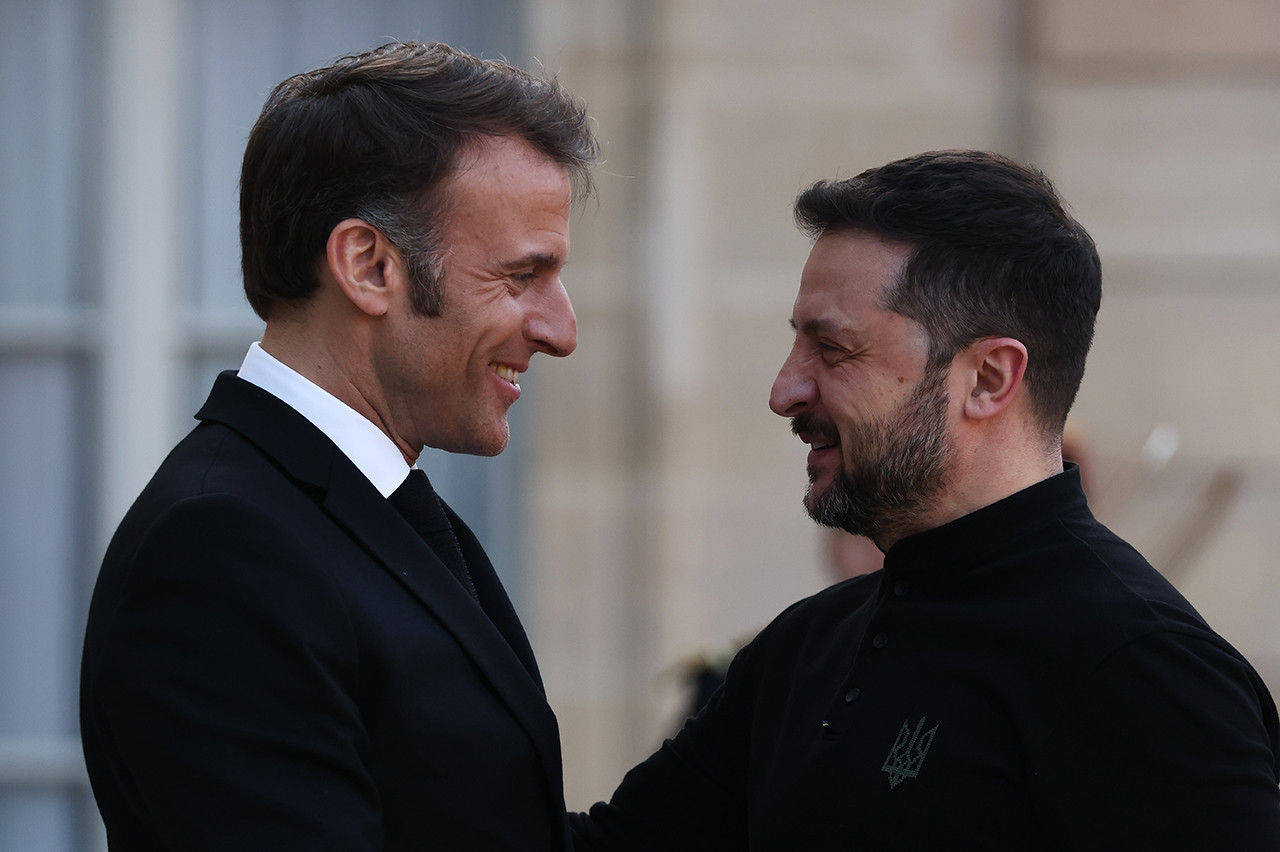 Зеленський і Макрон поговорили про поставки ракет для систем SAMP/T та Crotale