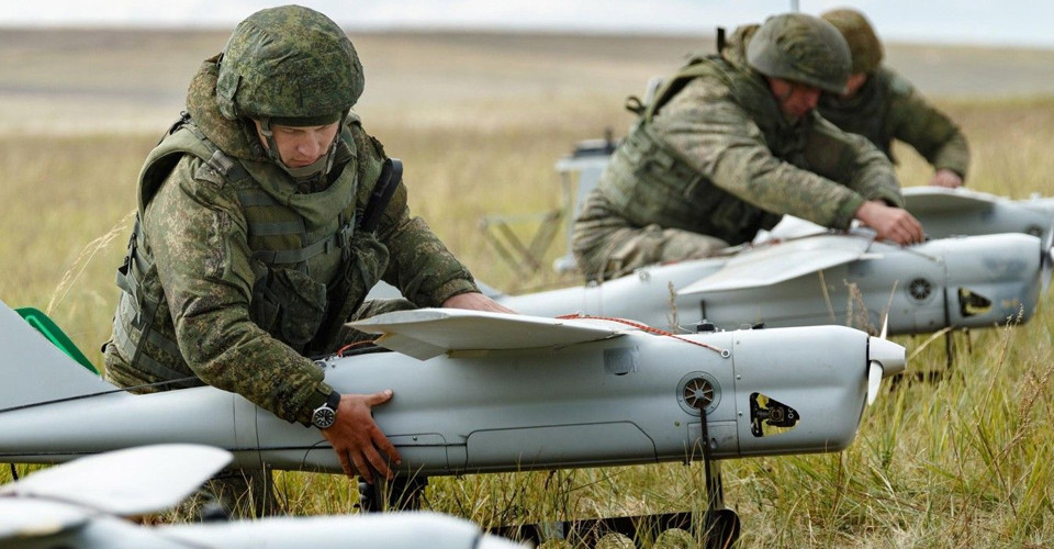 У Сумах росіяни тестують новий дрон-камікадзе, повідомляє політолог Бобиренко