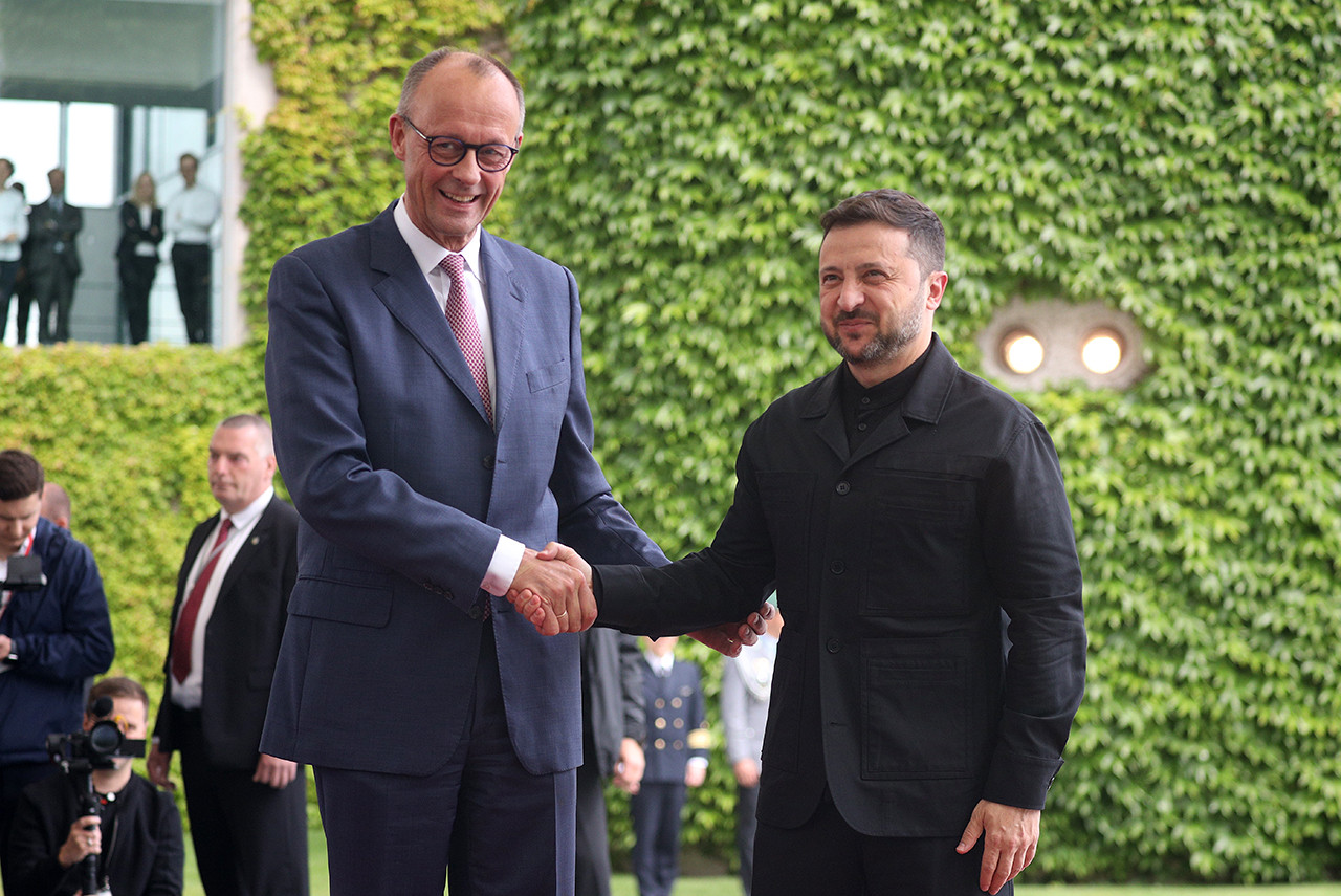 Обговорення юридичного визнання окупованих Росією територій не має місця, - Мерц