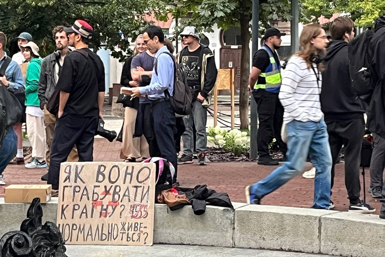 У Києві та Львові вже дев'ять днів тривають акції на підтримку незалежності НАБУ і САП