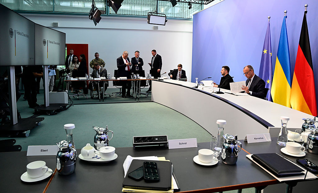 Онлайн-переговори за участю Трампа, Зеленського та європейських лідерів: всі подробиці