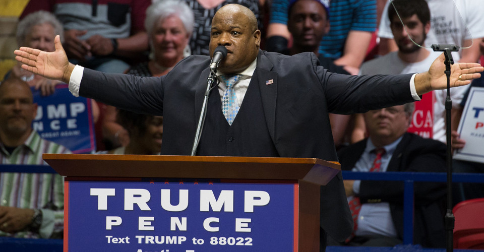 У разі ескалації ми змушені будемо залучити збройні сили США, - пастор і політик Бернс