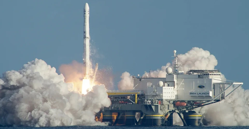 Sea Launch запускає ракету з плавучої платформи в Тихому океані