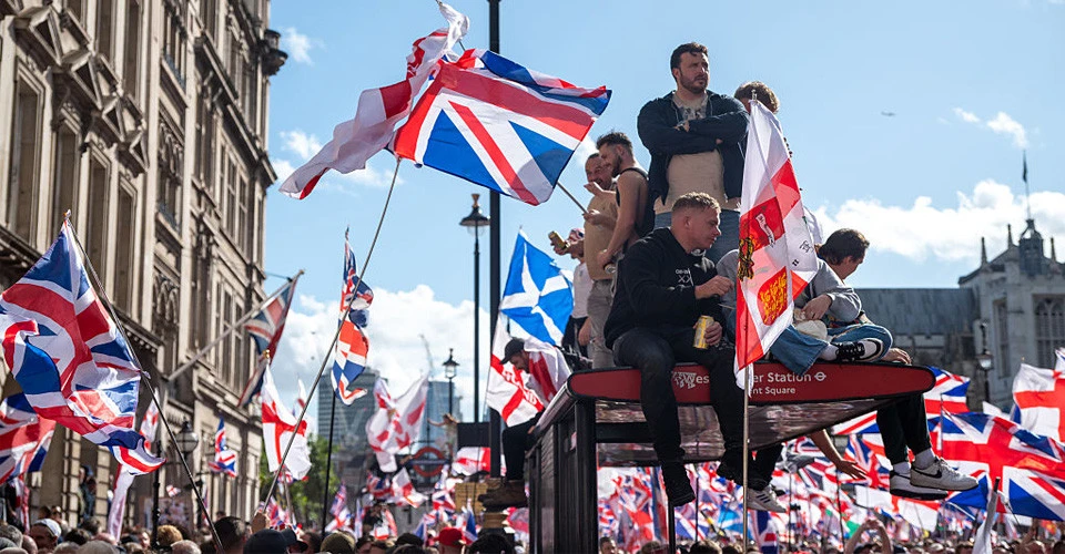 протести у Великій Британії