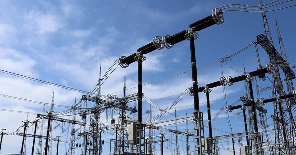 високовольтна лінія класом напруги 330 кВ