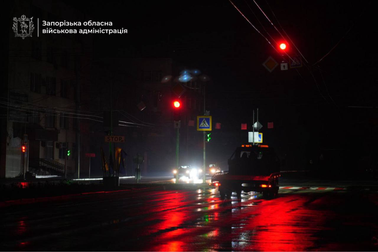 У Запоріжжі та Дніпропетровському регіоні відбулися великі знеструмлення через удари Росії