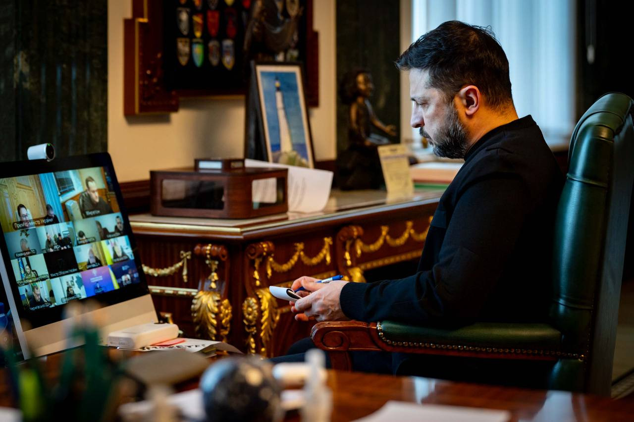 Зеленський обговорив питання енергетичної ситуації на нараді