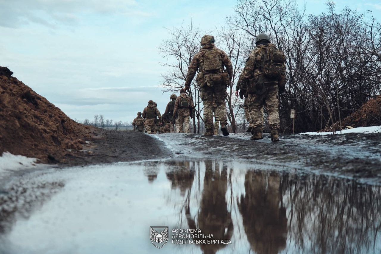 З початку доби на фронті сталося 40 боїв, 13 атак росіян зафіксовано на Покровському напрямку