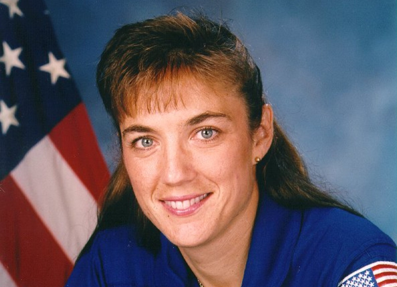 Американка українського походження Гайдемарі Стефанишин-Пайпер здійснила п'ять виходів у відкритий космос