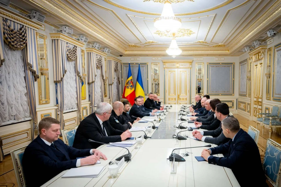 Прем’єр Молдови провів зустріч із Зеленським, Свириденко та Шмигалем