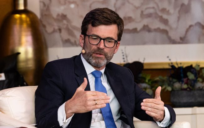 Німеччина розглядає можливість звільнення нещодавно призначеного посла в Україні Томса