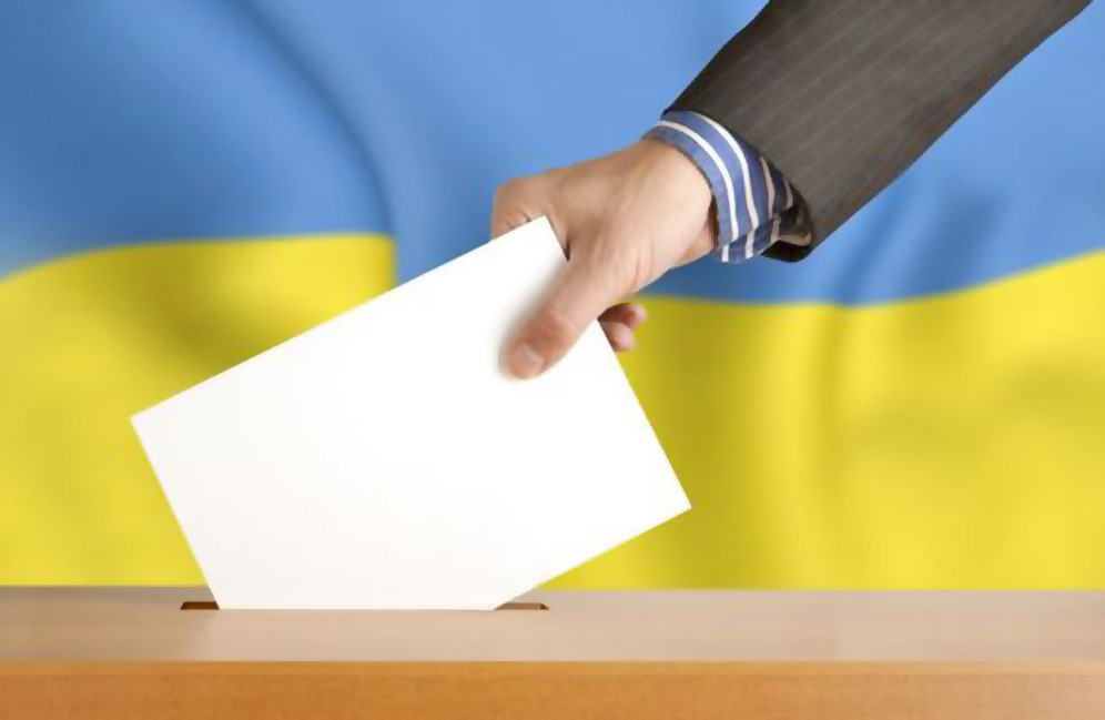 Кондратюк: близько 906 тисяч українських виборців зараз у Польщі