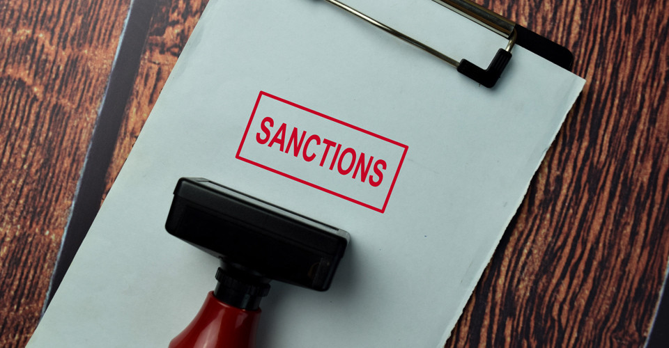 Україна впровадила новий пакет санкцій: кого він торкнеться
