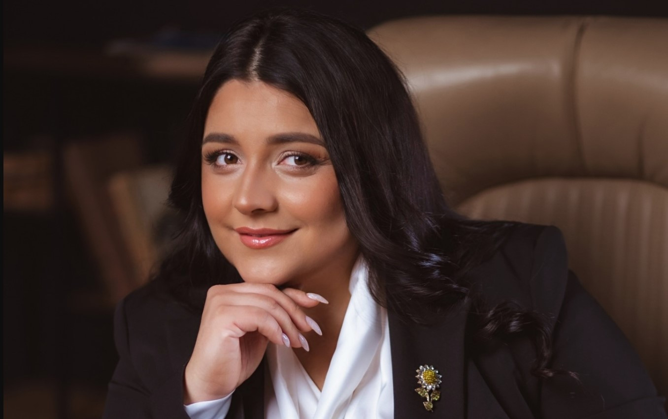 У Чернігові президентку приватного "Університету трансформації майбутнього" звинувачують у створенні фейкових вакансій для чоловіків як викладачів, вона вважає справу замовною