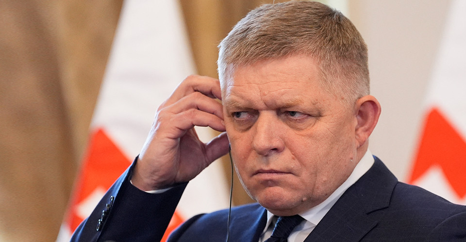 Фіцо вручив привітання Мадяру з перемогою на виборах і згадав про "Дружбу