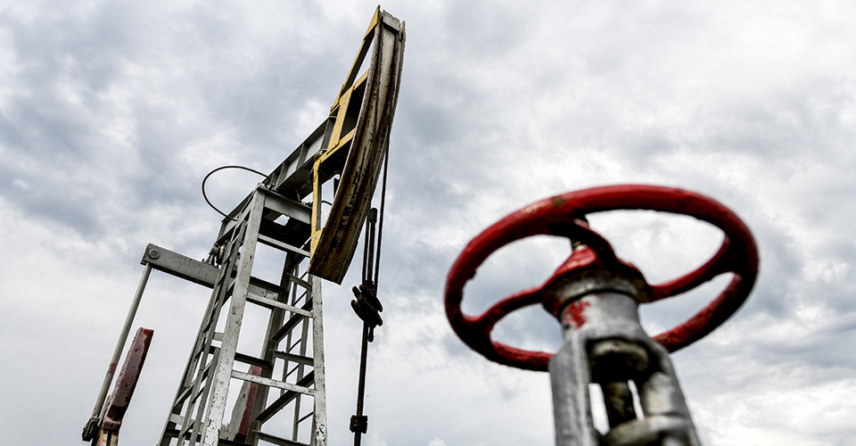 Ціна на нафту Brent знизилася нижче $90 після відкриття Ормузької протоки